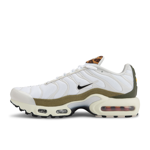 All white air max plus discount grade school